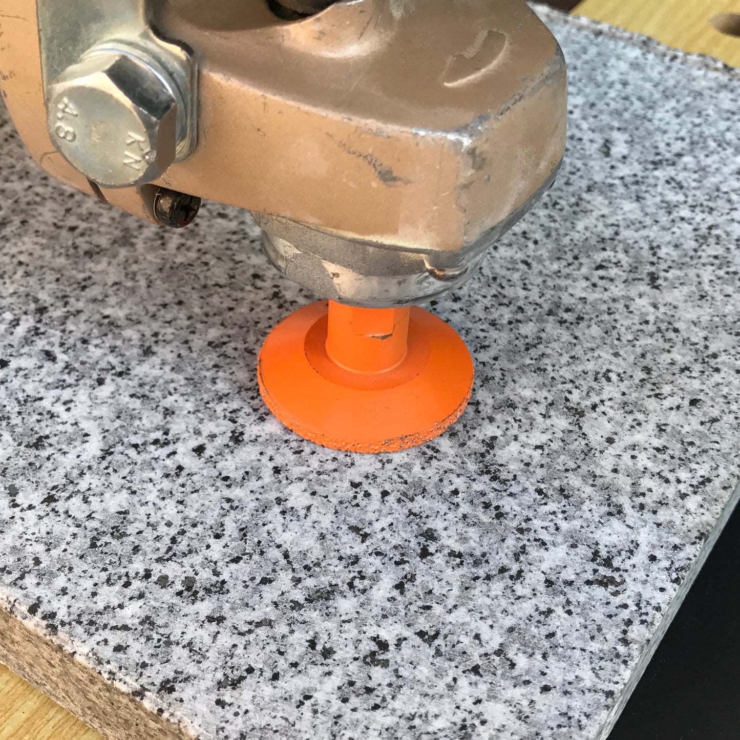 FD-4413 溶着カップ石材用 φ45-M10