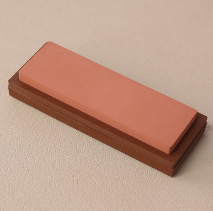 Chocolate whetstone #1000 Medium whetstone with chocolate shaped silicone case