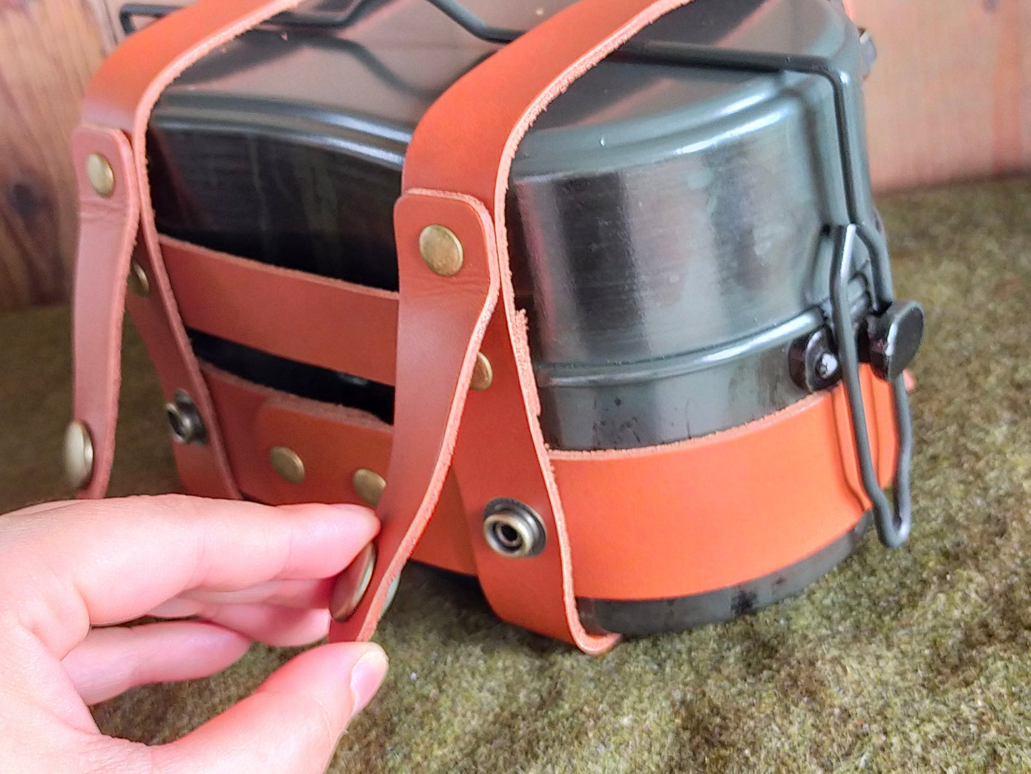 LC-0020 兵式飯盒ホルダー 二型四型兼用